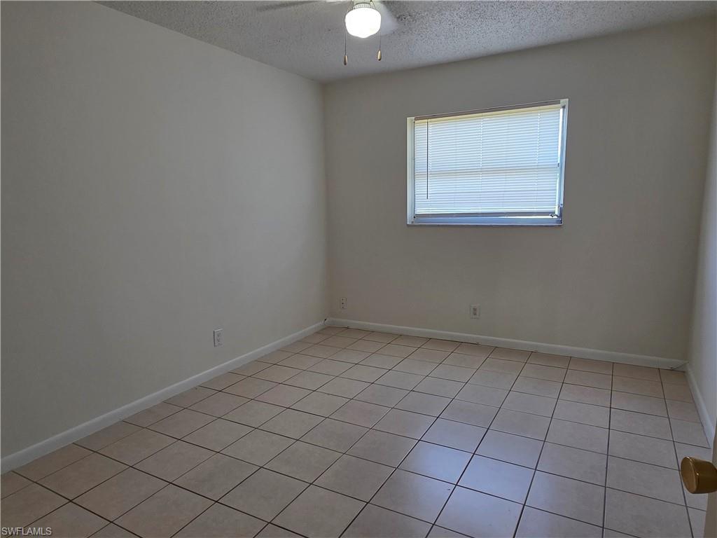 1107 S Loop Blvd Property Photo 12