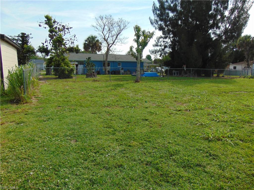 117 Stetson St Property Photo 17