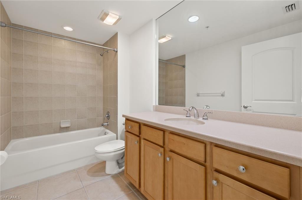 2090 W First St 810 Property Photo 22