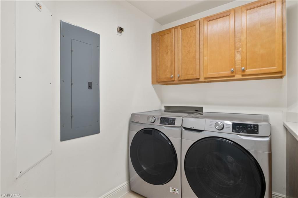 2090 W First St 810 Property Photo 23
