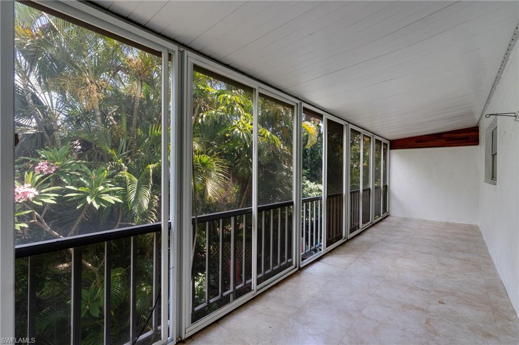 2828 Jackson St M5 Property Photo 5