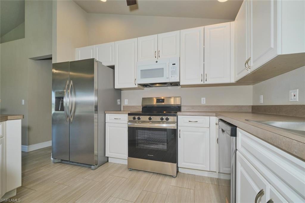 235 Sw 12th St Property Photo 10