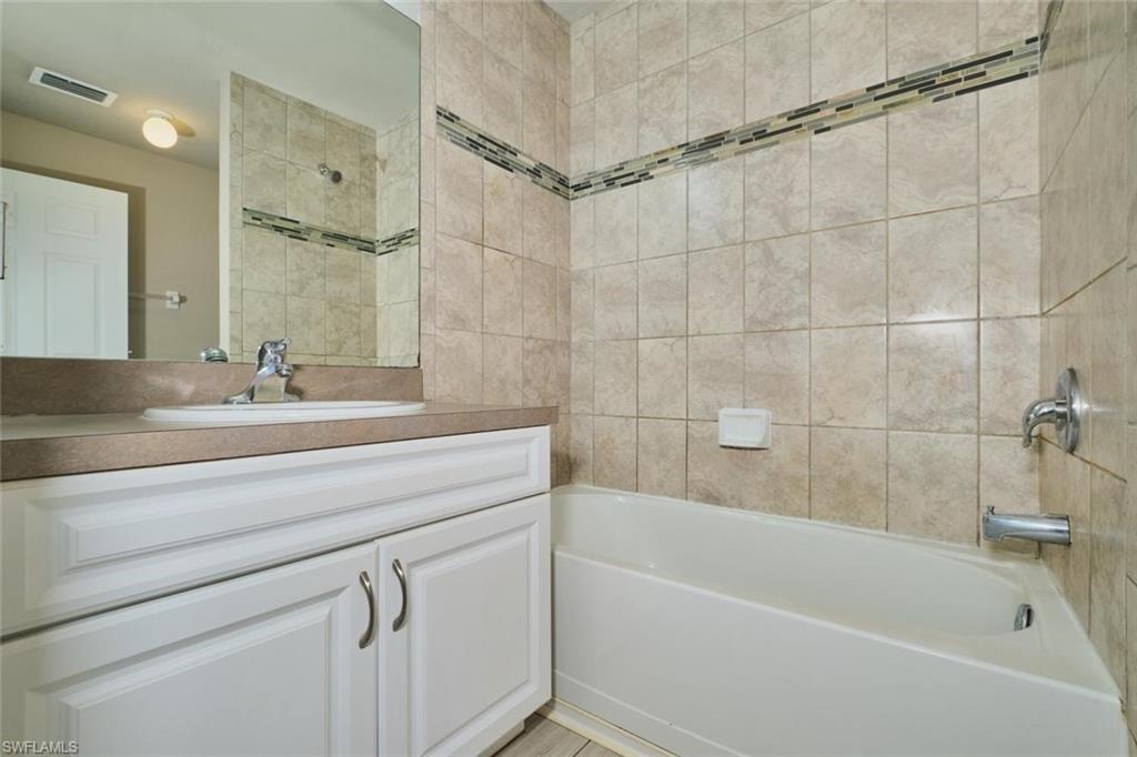 235 Sw 12th St Property Photo 26