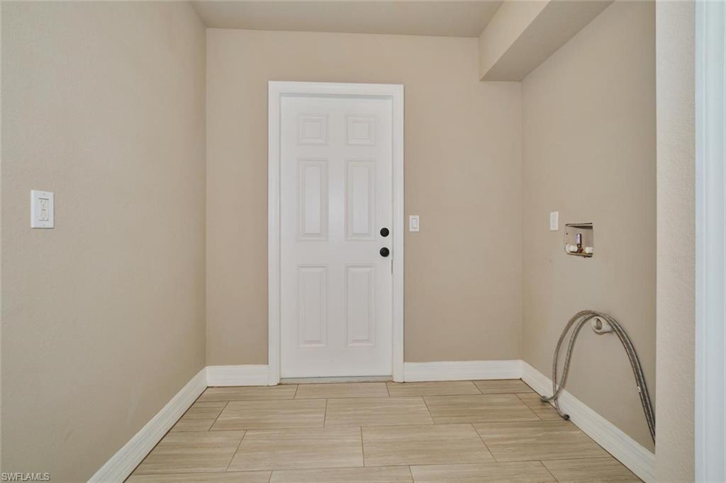 235 Sw 12th St Property Photo 29