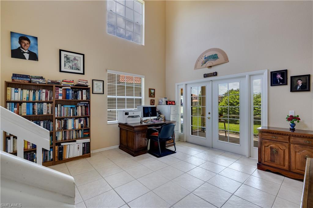 8830 Spring Mountain Way Property Photo 5