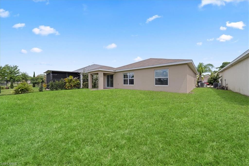 10535 Crossback Ln Property Photo 38