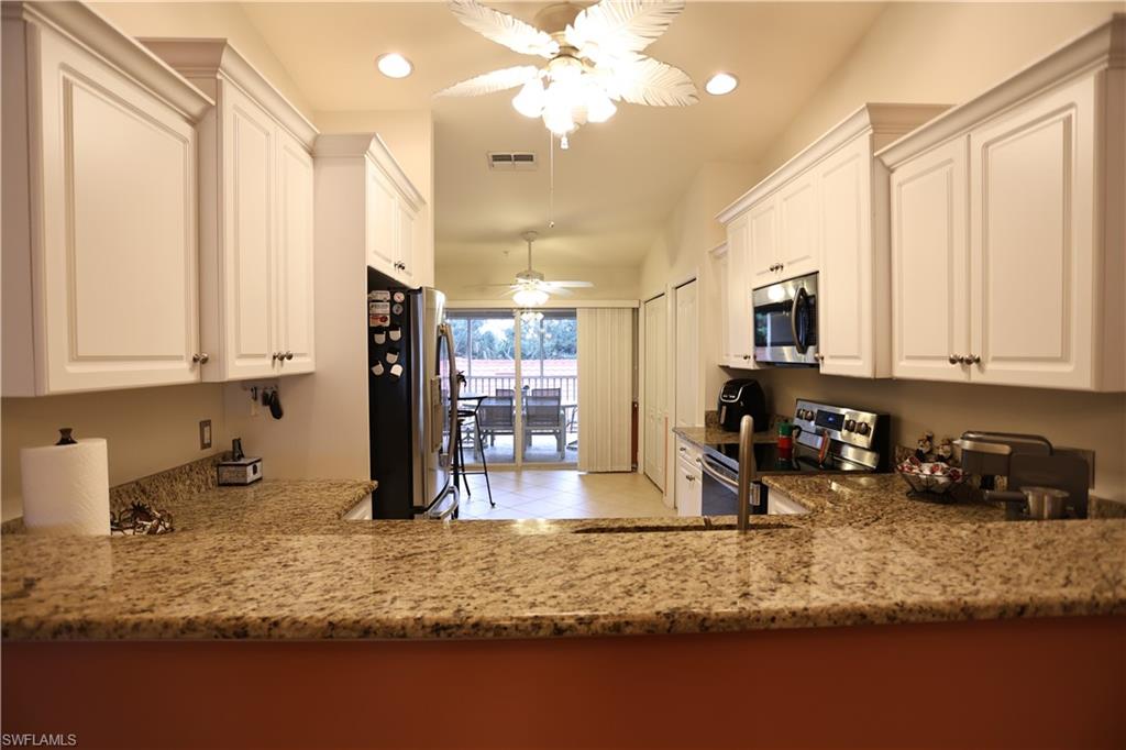 2770 Cypress Trace Cir 2423 Property Photo 6