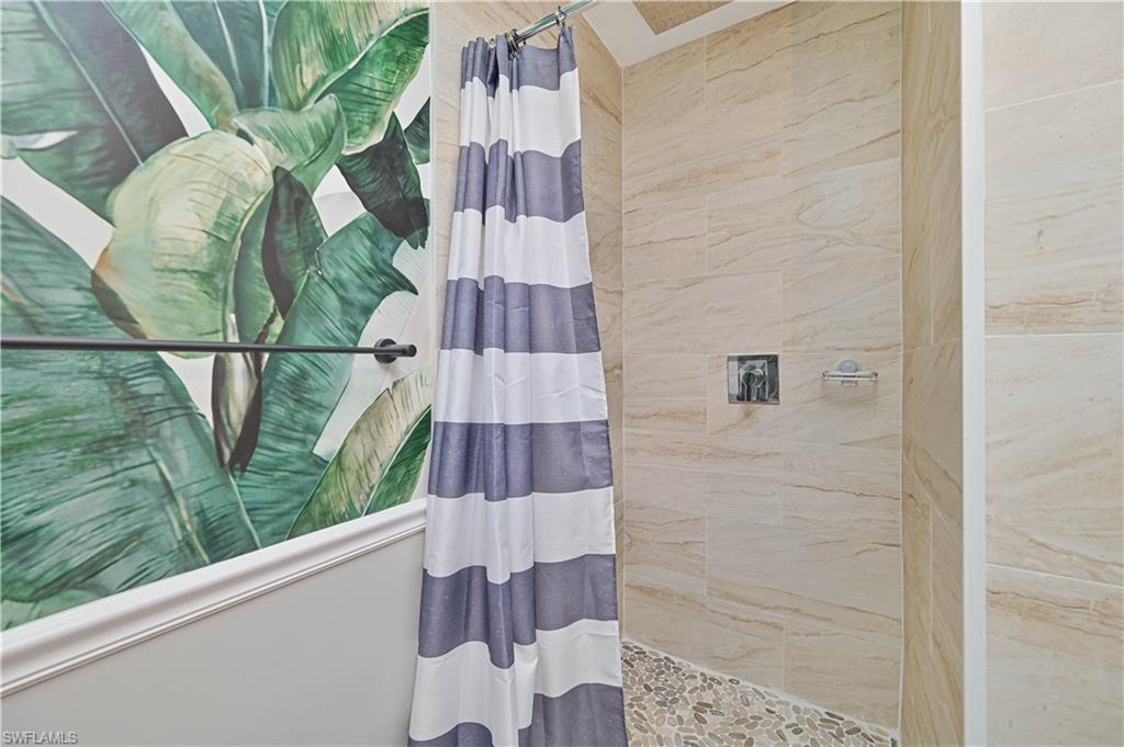 6386 Royal Woods Dr Property Photo 24