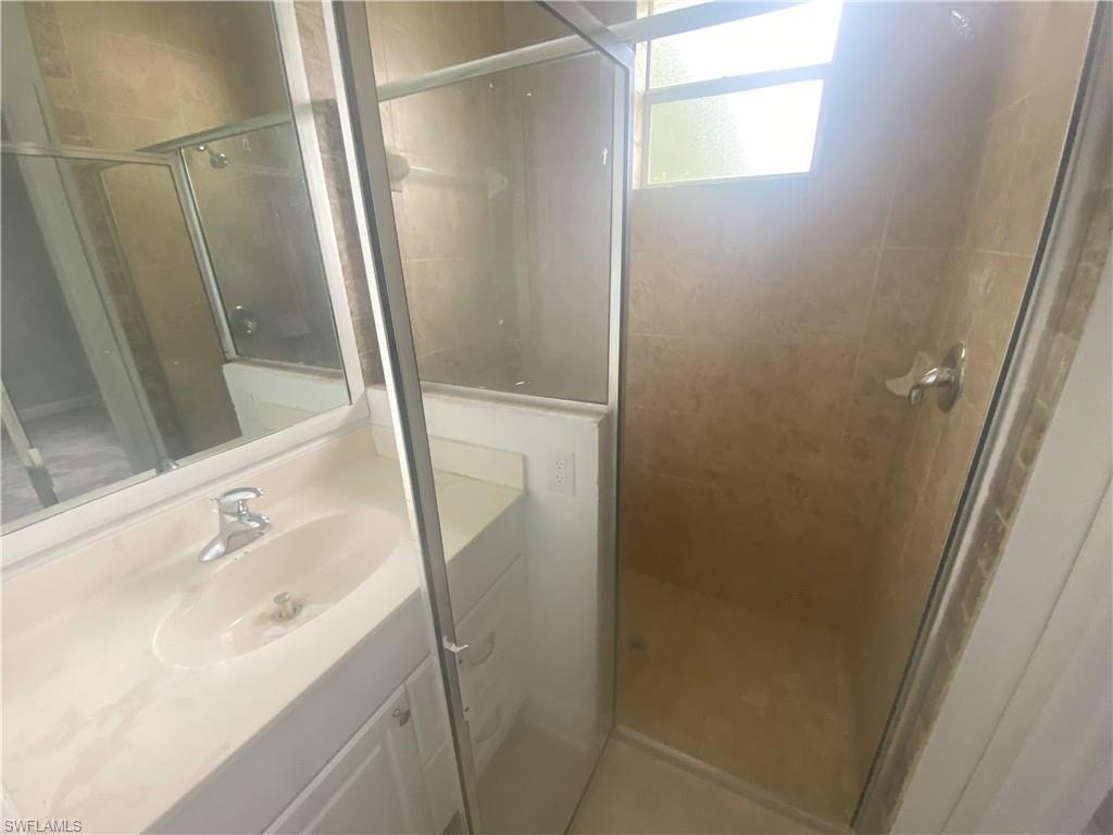 13832 1st St Property Photo 12