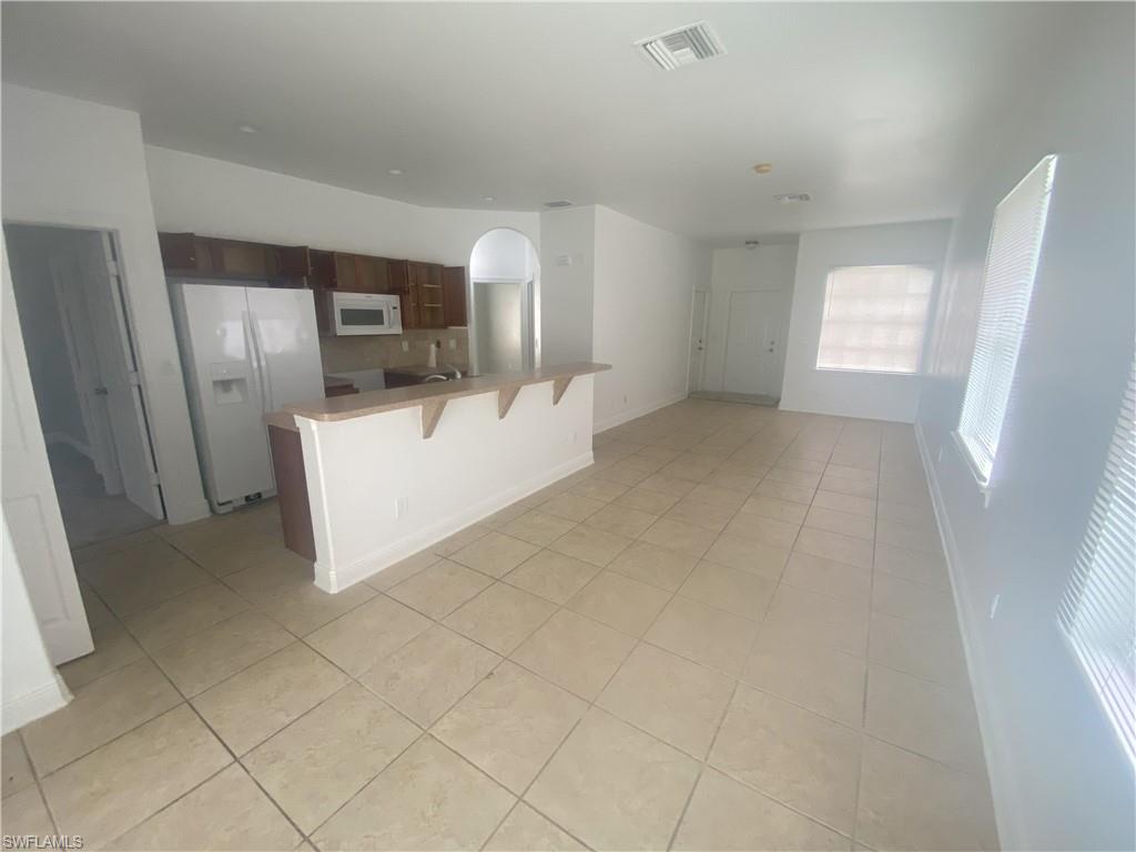 13832 1st St Property Photo 14
