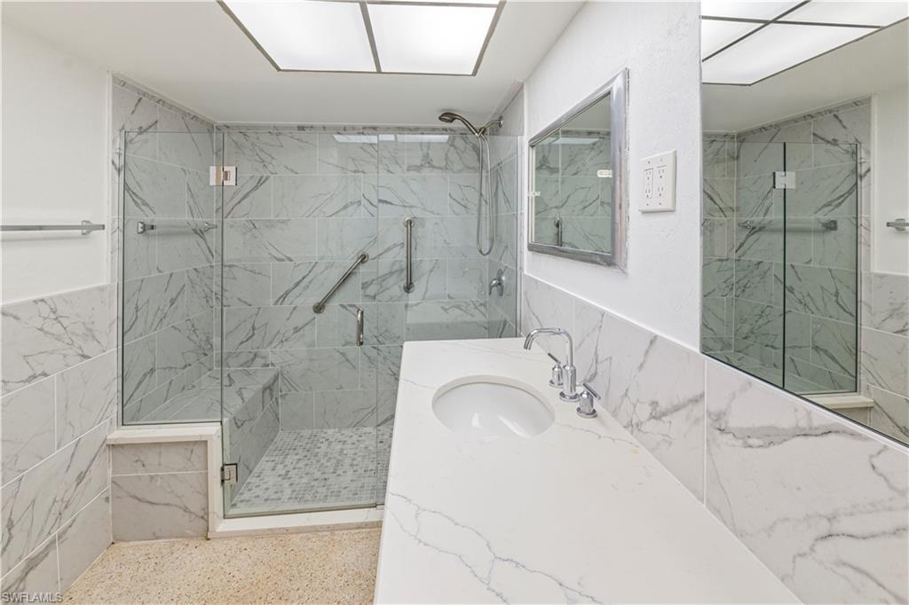 2160 Channel Way Property Photo 25