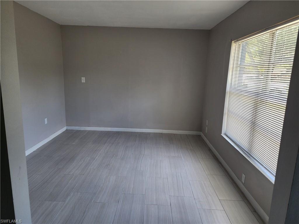 111 E Sugarland Cir Property Photo 7