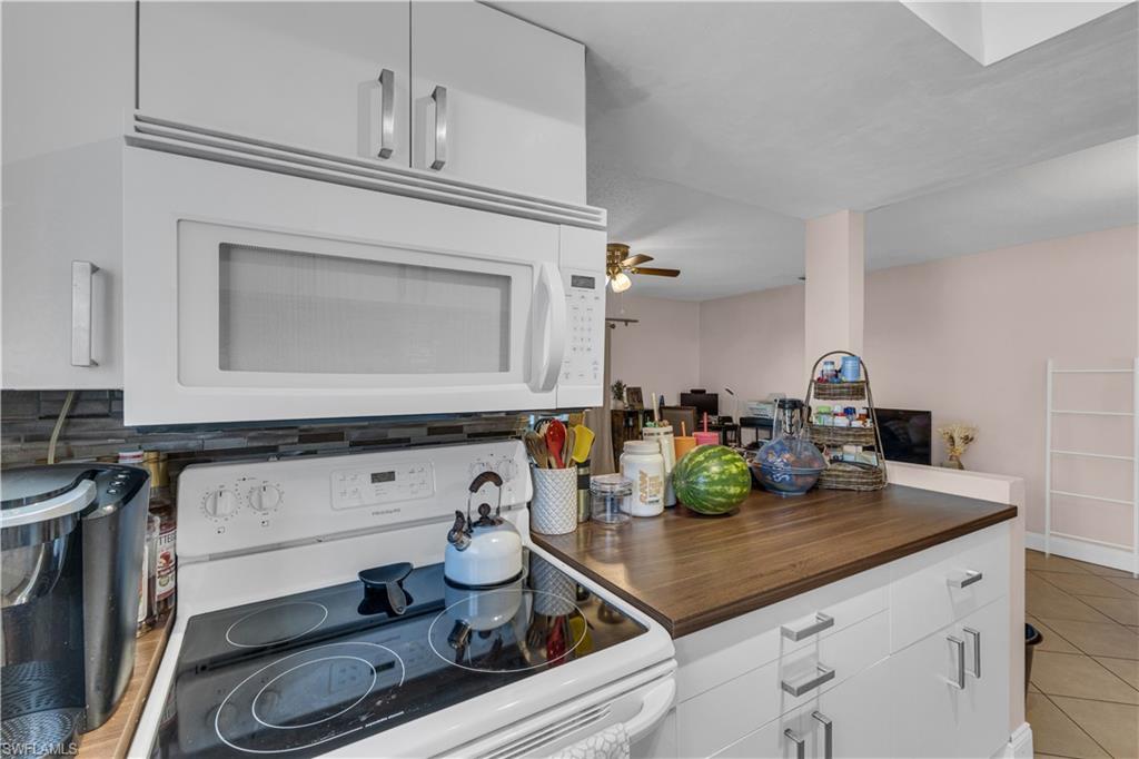 3284 Royal Canadian Trce 4 Property Photo 14