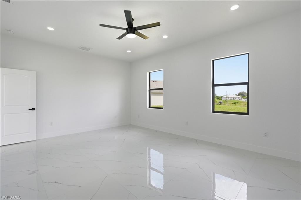 9014 Lawn Ct Property Photo 24