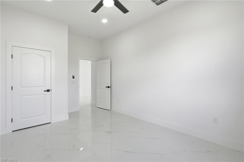 9014 Lawn Ct Property Photo 33
