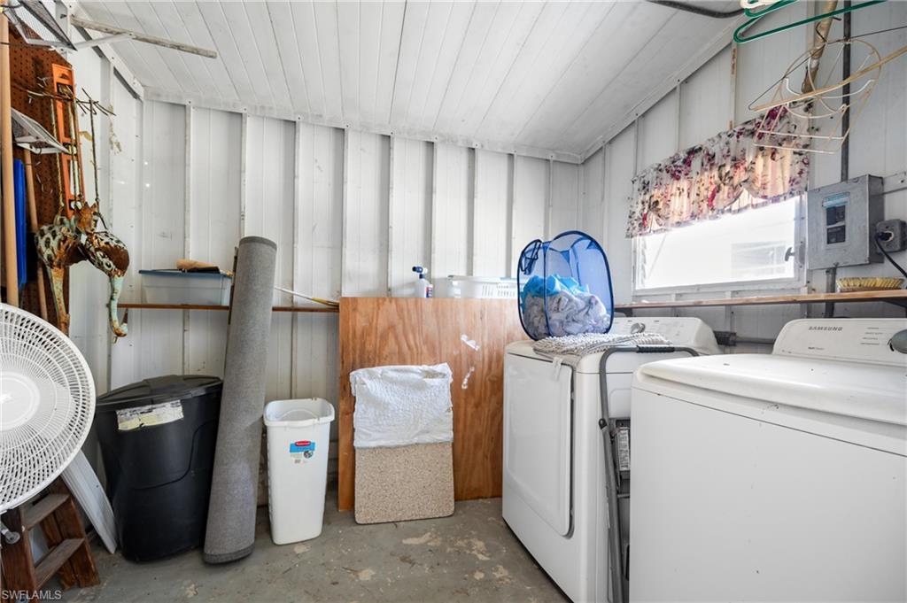 5751 Hyacinth Rd Property Photo 22