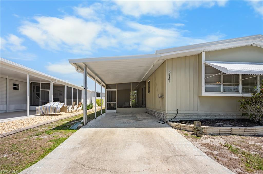5751 Hyacinth Rd Property Photo 24