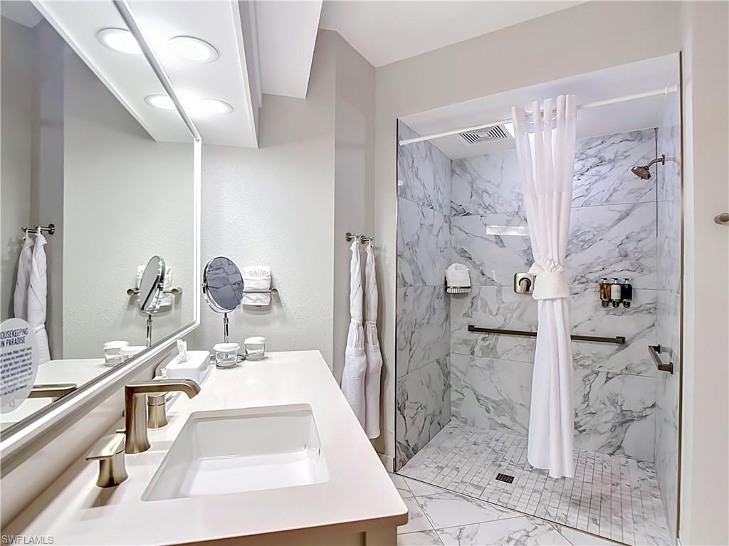 200 Estero Blvd P03 Property Photo 20