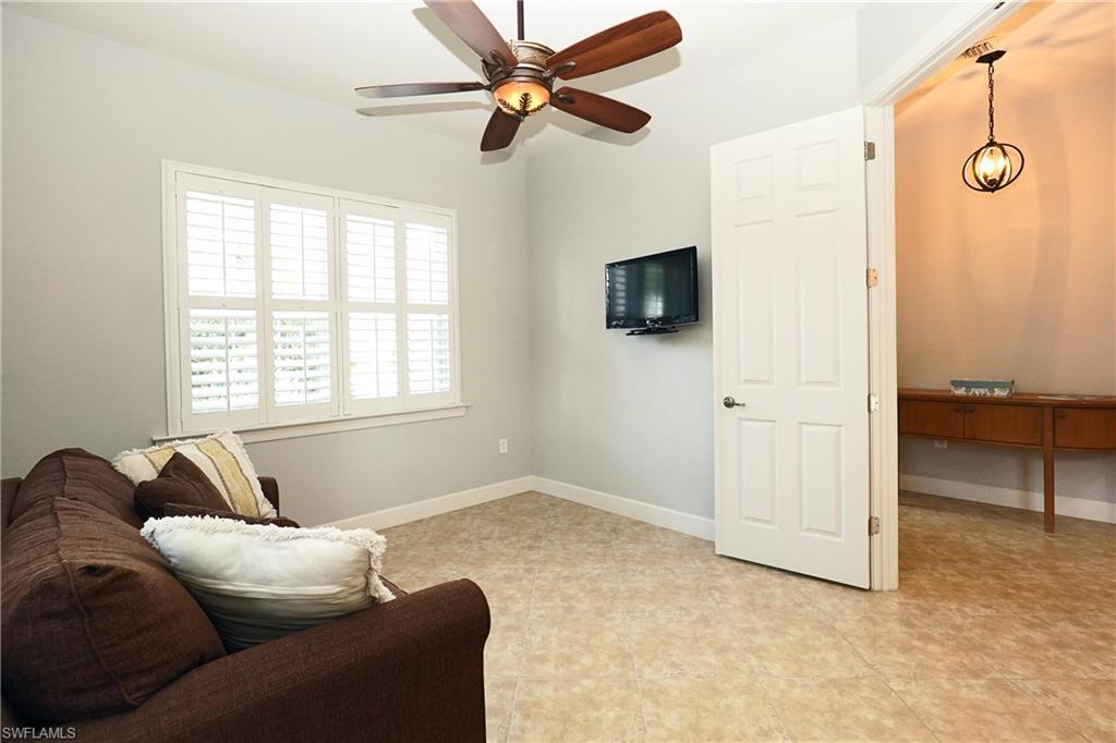 11265 Suffield St Property Photo 20
