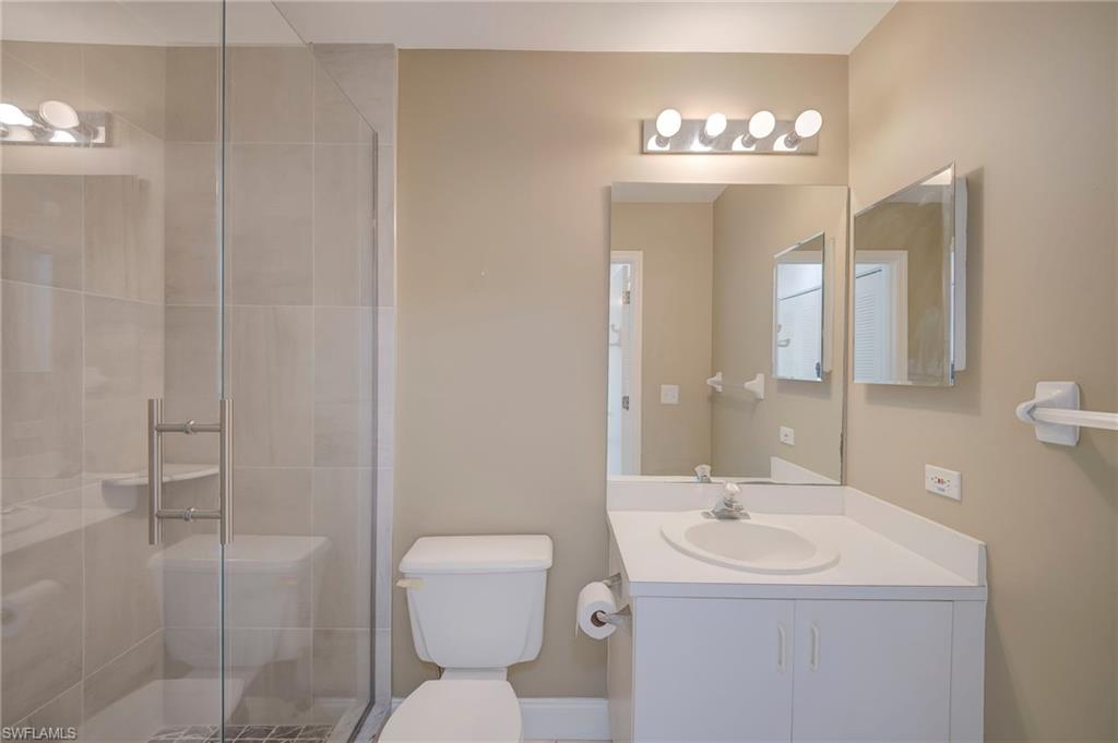 5709 Foxlake Dr 208 Property Photo 21