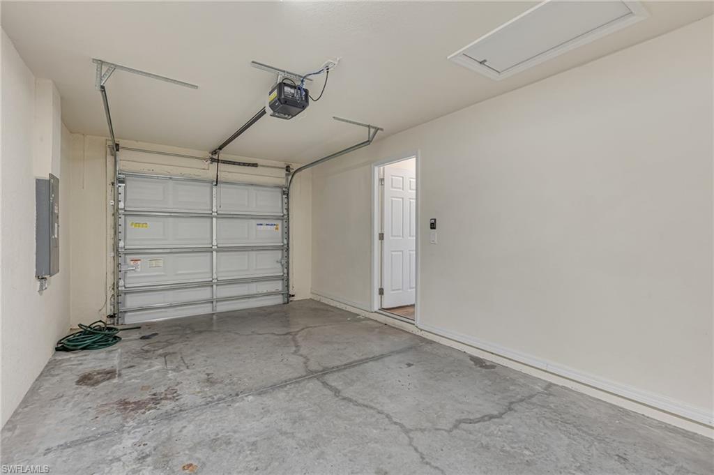 2069 Detroit Dr Property Photo 25