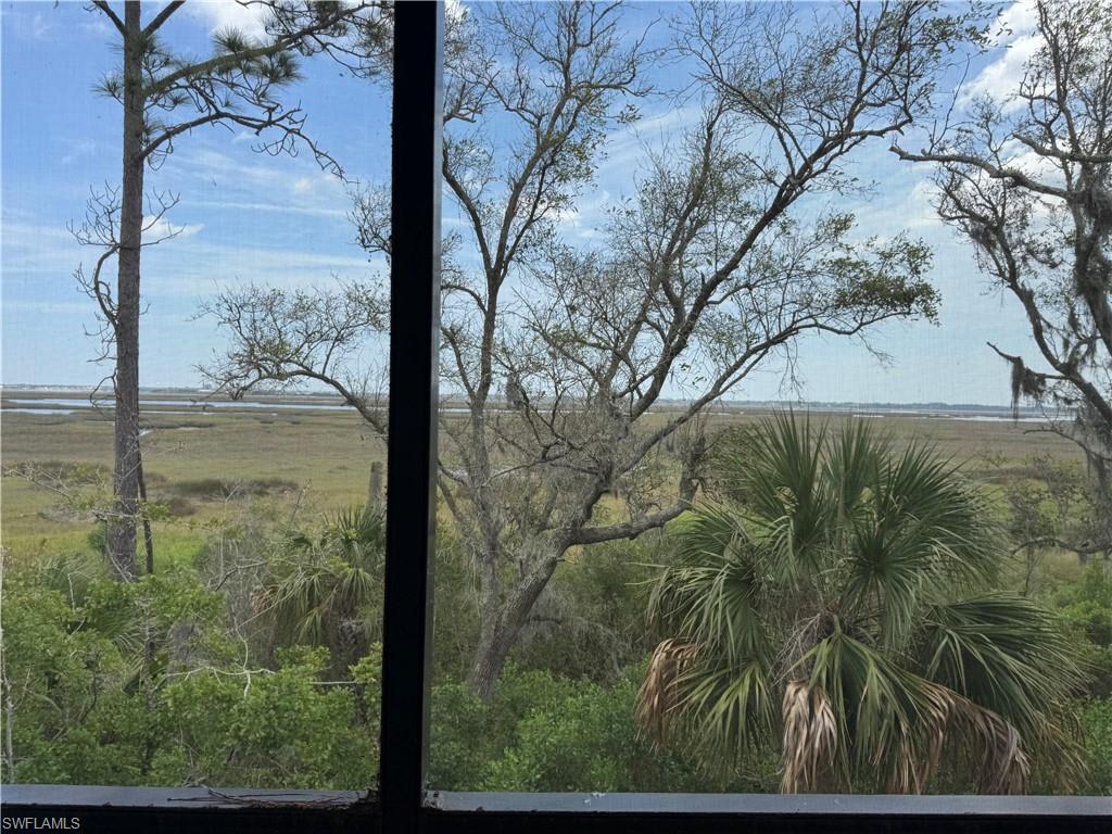 96588 Soap Creek Property Photo 4