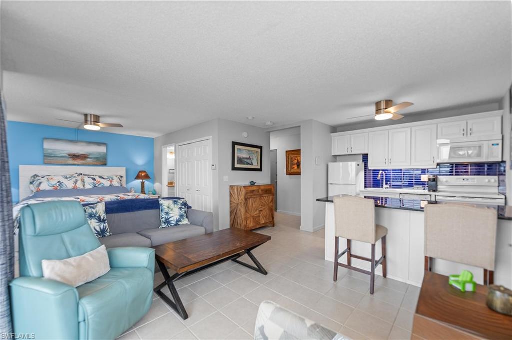 7360 Estero Blvd Ph2 Property Photo 7