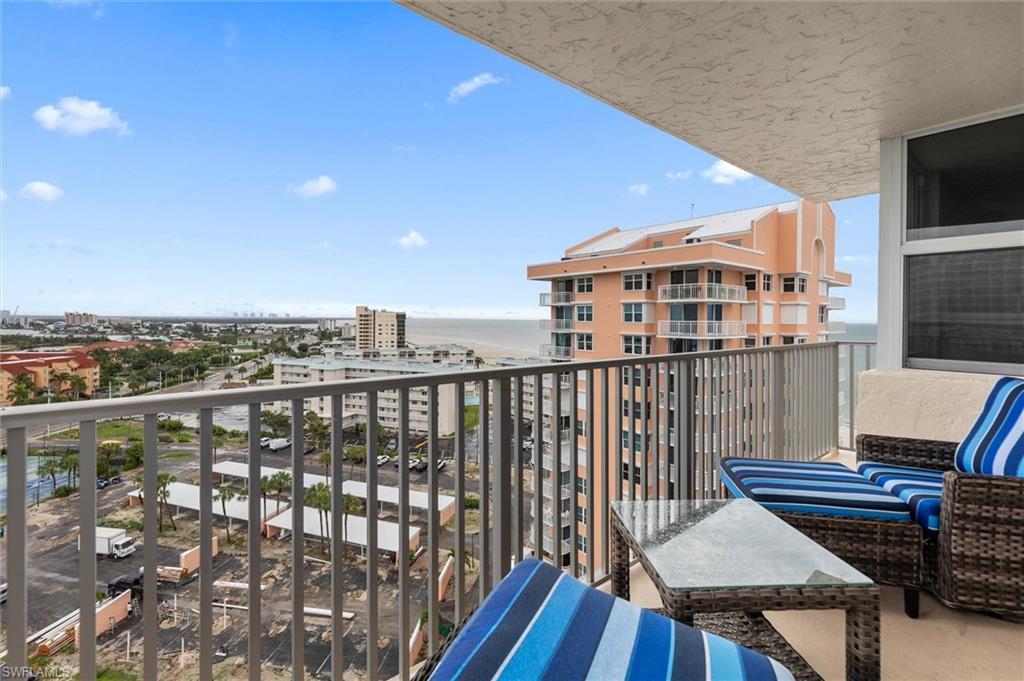 7360 Estero Blvd Ph2 Property Photo 12