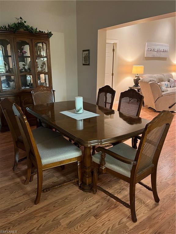 3289 Clubview Dr Property Photo 21