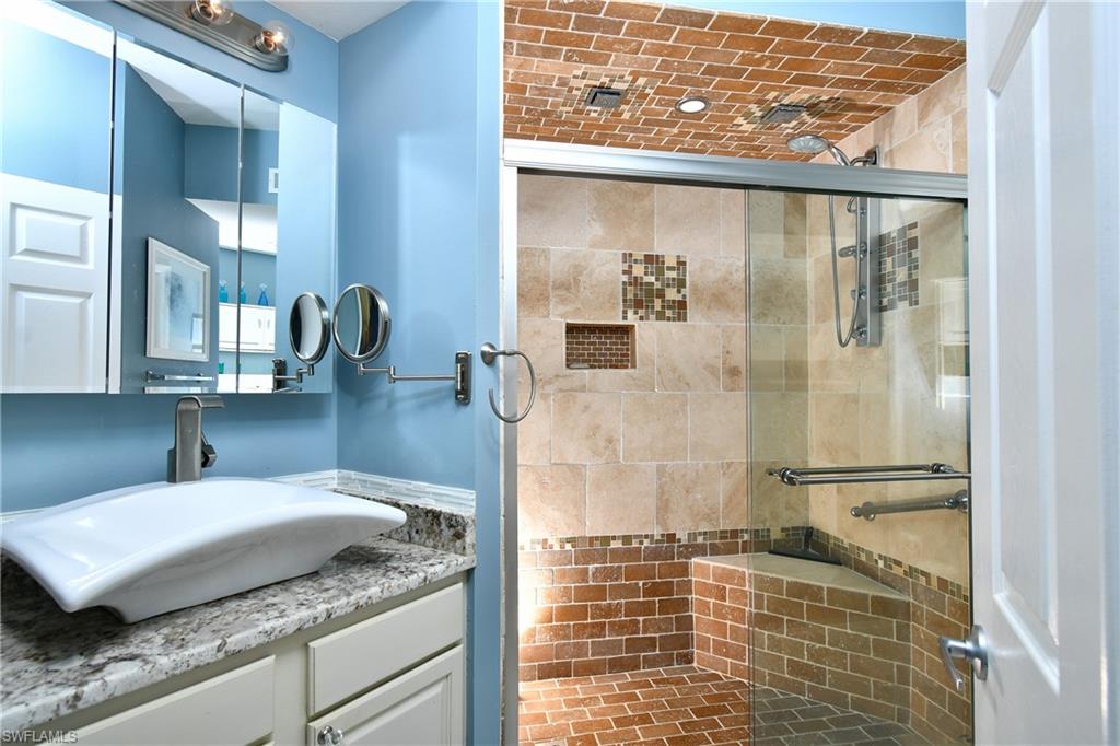 15655 Ocean Walk Cir 103 Property Photo 11