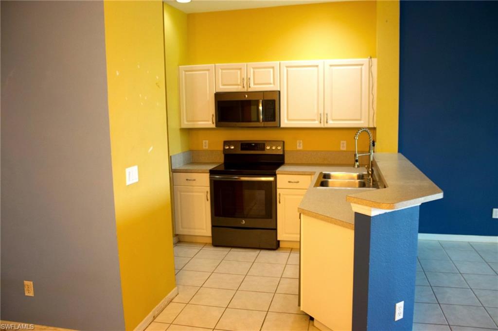 4213 Liron Ave 202 Property Photo 4
