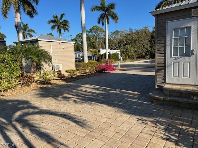 10232 Meadow Beauty Trl Property Photo 4