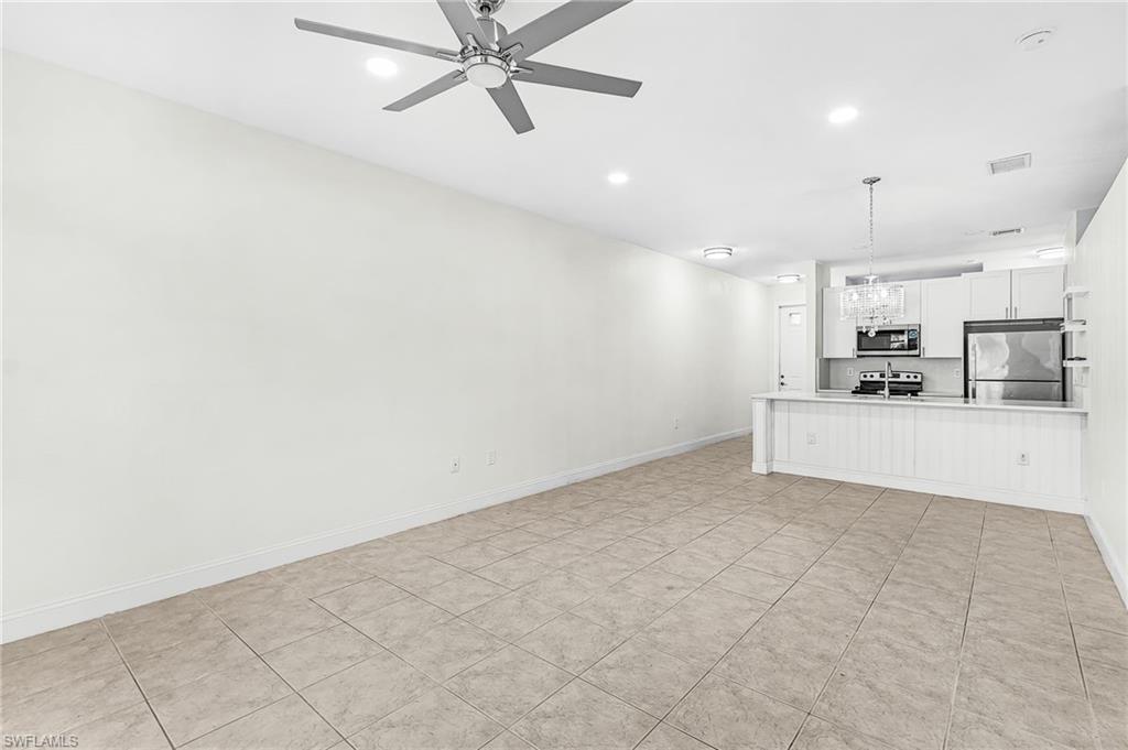 7542 Bristol Cir Property Photo 8