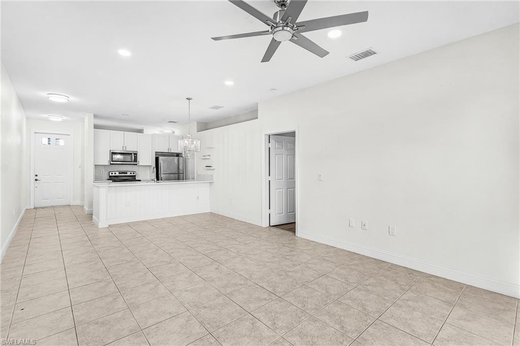 7542 Bristol Cir Property Photo 9