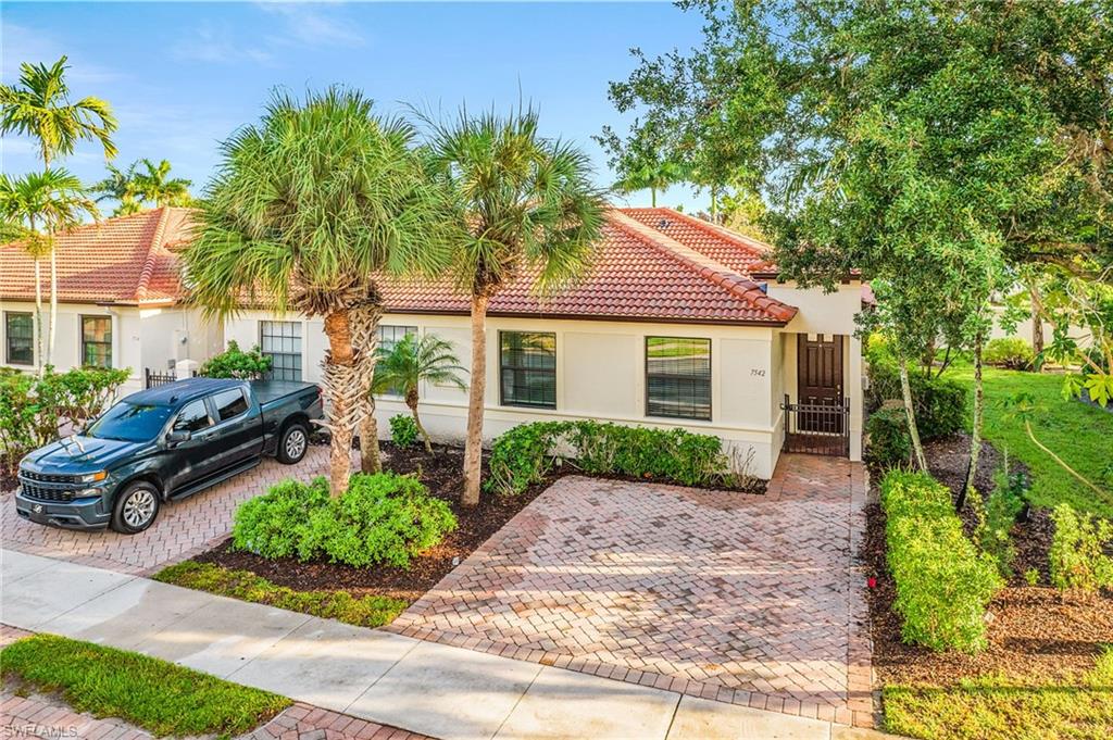 7542 Bristol Cir Property Photo 22