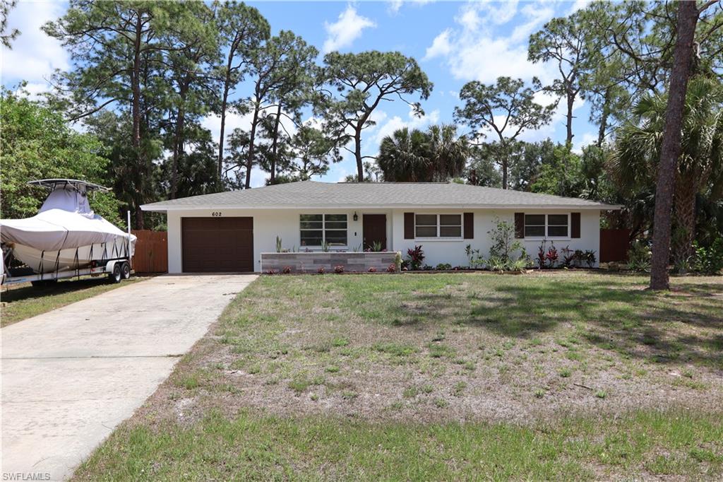 602 James Ave Property Photo 5