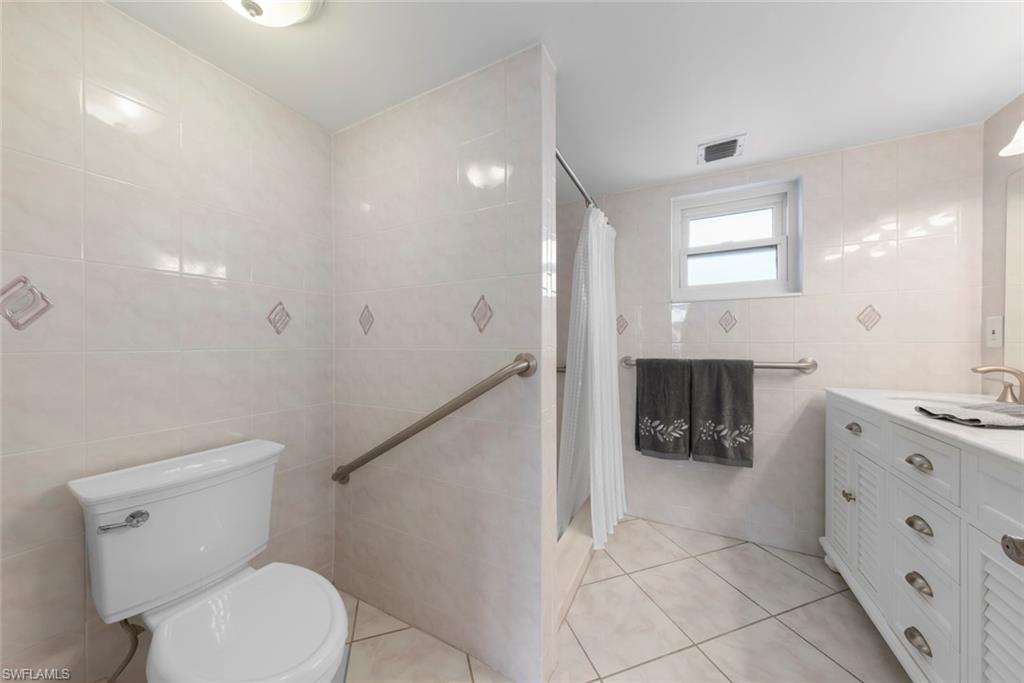 6102 Augusta Dr 207 Property Photo 16