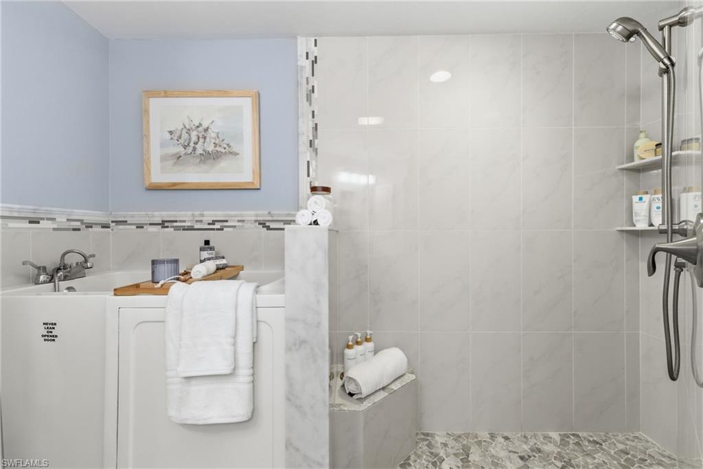 14570 Grande Cay Cir 2407 Property Photo 26