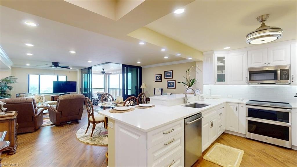 6662 Estero Blvd 409 Property Photo 5