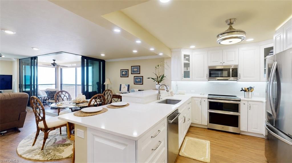 6662 Estero Blvd 409 Property Photo 6