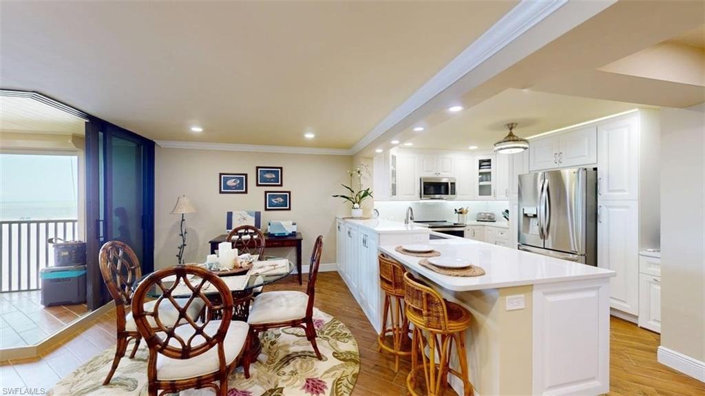 6662 Estero Blvd 409 Property Photo 7