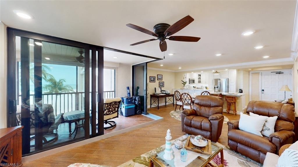 6662 Estero Blvd 409 Property Photo 16