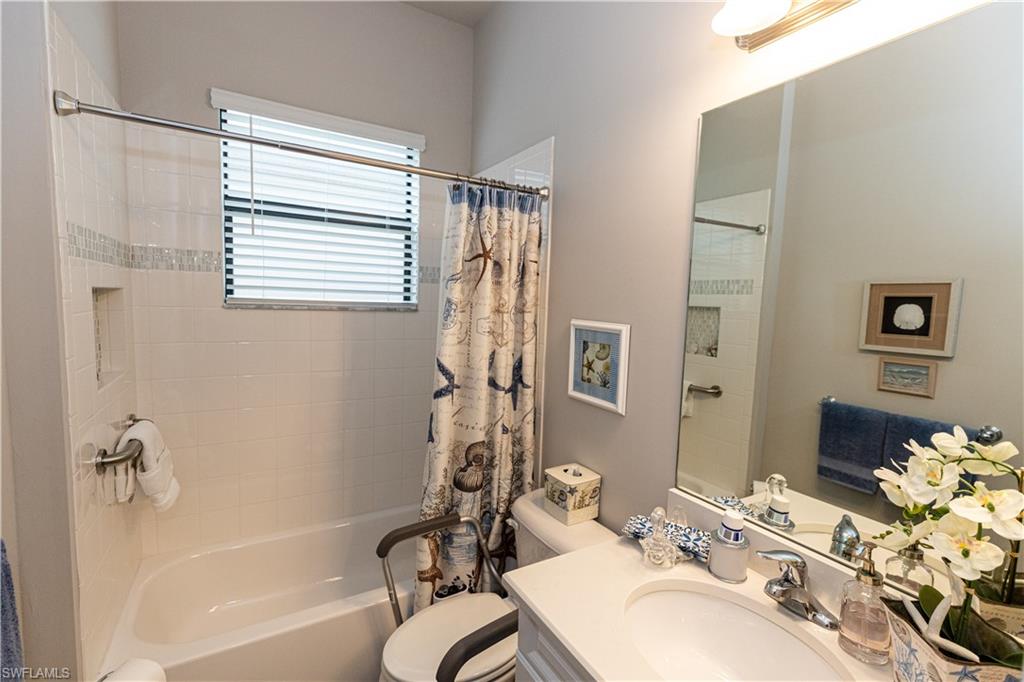 11593 Lakewood Preserve Pl Property Photo 14