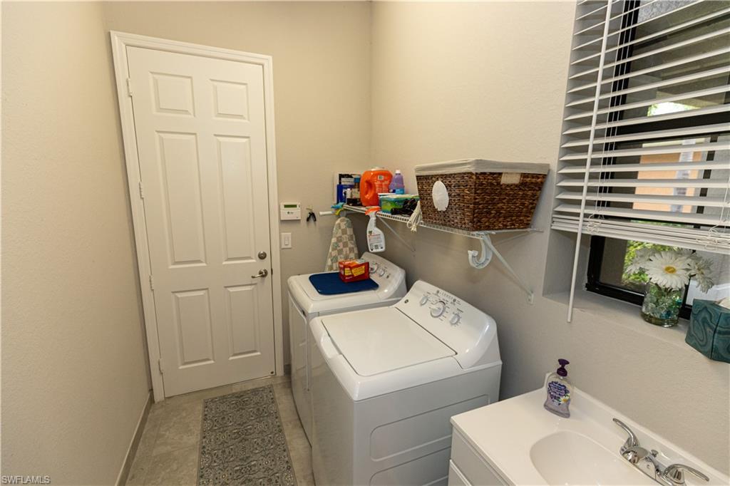 11593 Lakewood Preserve Pl Property Photo 16