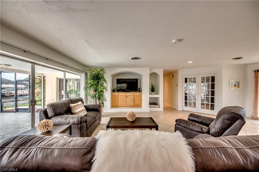 5359 Majestic Ct Property Photo 10