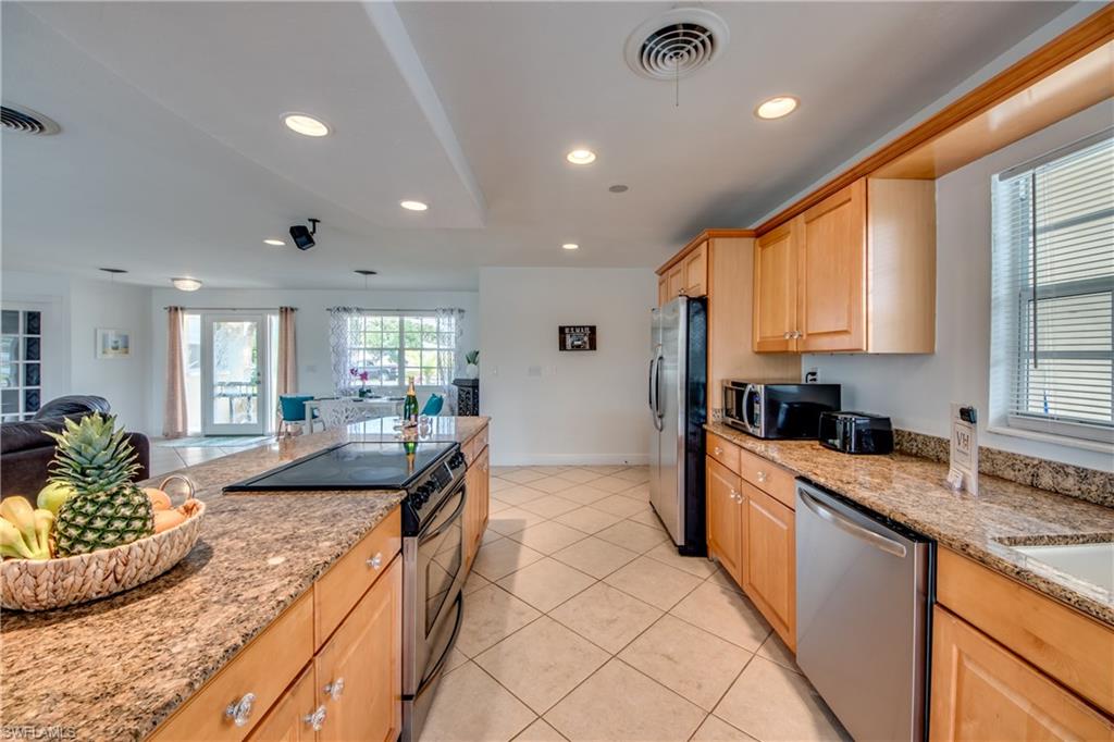5359 Majestic Ct Property Photo 15