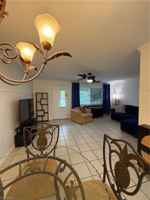 431 Van Buren St C7 Property Photo 7