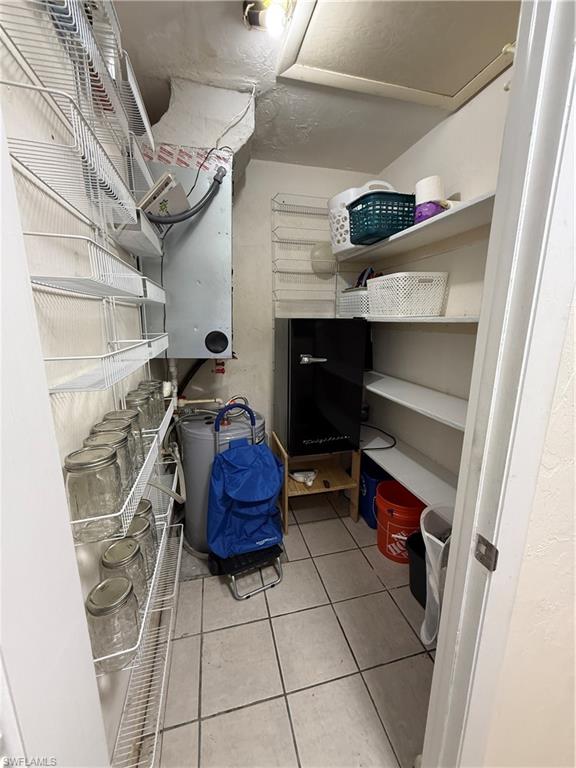431 Van Buren St C7 Property Photo 16