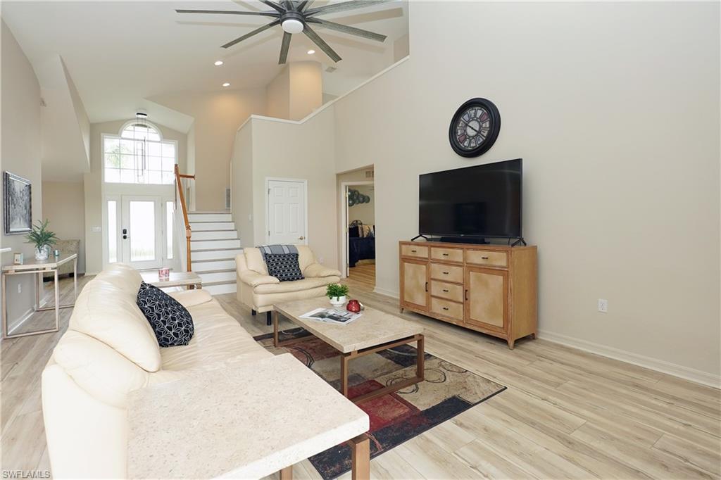 9227 Independence Way Property Photo 5