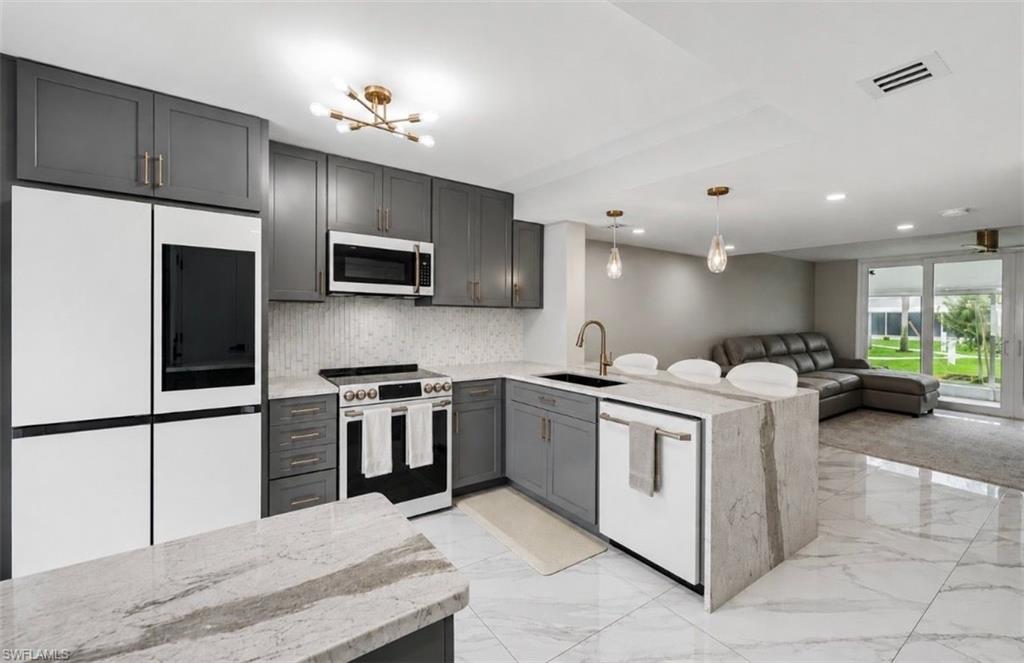 18010 San Carlos Blvd 33 Property Photo 6